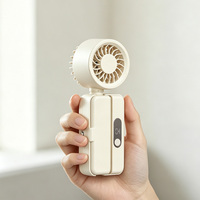 Ventilateur portable 3 en 1, ventilateur de poche, ventilateur de bureau à clipser sur un parapluie, 5 vitesses, rechargeable, pliable, mini ventilateur avec affichage numérique, type C