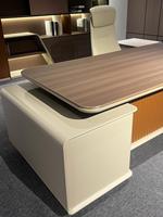 Conjunto de Escritorio Ejecutivo para CEO con Gran Espacio de Almacenamiento, Diseño Moderno y Minimalista, Espacio de Trabajo para Director