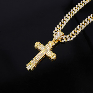 Pendentif Croix Lettre Plaqué Or et Argent avec Strass, Chaîne Maille Cubaine, Collier Hip Hop Unisexe, Entièrement Pavé de Strass, Jésus-<span class=keywords><strong>Christ</strong></span> - Product Image 4