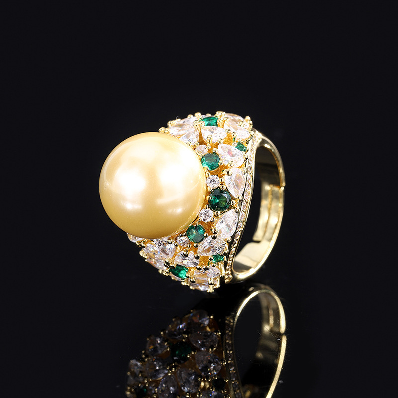 Bague en or de taille ajustable