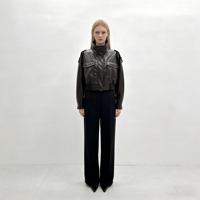 Veste en cuir courte décontractée pour femme, col montant et design épaulettes, marron foncé, veste en cuir personnalisée