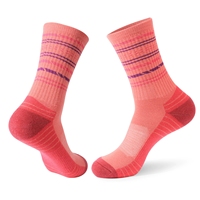 Chaussettes de randonnée personnalisées OEM de haute qualité, absorbant la transpiration, en laine mérinos, épaisses, en tissu éponge, chaussettes de sport d'hiver pour femmes, pour la chaleur