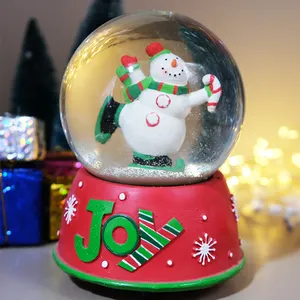 Topkwaliteit 100Mm Schattige Kerst Sneeuwpop Muzikale Led Verlichting Hars Sneeuwbol