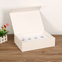 Boîte-cadeau personnalisée en papier kraft de boutique 3mm rabat en carton ondulé forme d'aimant pliant UV pour emballage de bougie de parfum