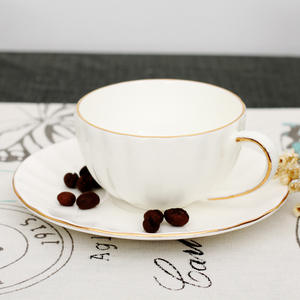 طقم قهوة سيراميك بسيط مطلي يدويًا بحافة ذهبية بطراز إنجليزي خزف صيني فنجان قهوة بعد الظهر مخصص - Product Image 4