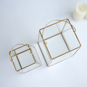 Portacandele Geometrico in Ferro e Vetro a Forma di Trapezio, Terrario Sospeso, Centrotavola per Interni ed Esterni, Vaso Decorativo - Product Image 5