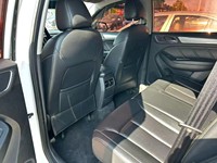 Voiture d'occasion 2016 Roewe RX5 SUV LHD Automatique Traction avant 1.5T Essence Meilleur rapport qualité-prix Prix abordable Vente en gros Durable Exportation Chine