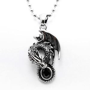 Collar con Colgante de Dragón de Acero Inoxidable 316 con Diamantes, Collar con Colgante de Dragón Imponente, Joyería Masculina al por Mayor - Product Image 2