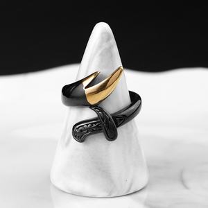 แฟชั่นสตรีทเครื่องประดับประจำวันกำไลข้อมือกริชสแตนเลสสีดำชุบปืนชุบเงินลายทหารสำหรับผู้ชายผู้หญิง - Product Image 4