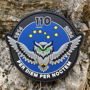 Parche de silicona de PVC con logotipo de goma 3D negro personalizado para sombreros, parches de prensa de calor para planchar para decoraciones de lentejuelas de <span class=keywords><strong>Velcro</strong></span> de plástico - Product Image 2