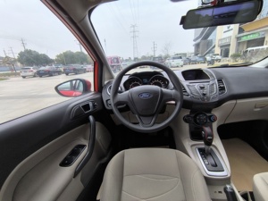 Vente en gros de voitures d'<span class=keywords><strong>occasion</strong></span> <span class=keywords><strong>Ford</strong></span> <span class=keywords><strong>Fiesta</strong></span> 2013 berline 1.5L automatique, version Fashion, voitures d'<span class=keywords><strong>occasion</strong></span> <span class=keywords><strong>pas</strong></span> chères pour l'exportation, voitures d'<span class=keywords><strong>occasion</strong></span> - Product Image 4