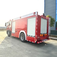 Truk Pemadam Kebakaran Howo 4x2 Baru Tangki Air 8000L Busa Diesel Transmisi Manual Euro 3