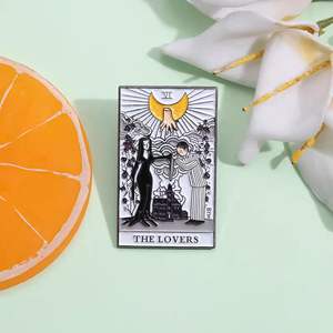 Épinglette personnalisée en alliage de phytochimie de dessin animé en stock, épinglette en émail doux personnalisée avec nickel noir - Product Image 3