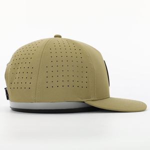 Gorra de Golf Personalizada de 5 Paneles Estructurada 100% Poliéster Verde para Papá, Gorras Deportivas con Corte Láser, Gorra de Béisbol con Logotipo de PVC Impermeable - Product Image 4