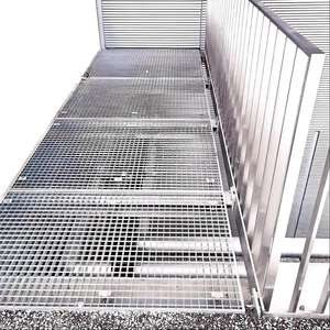 Griglia <span class=keywords><strong>per</strong></span> Canaletta in Acciaio Inox e Acciaio Zincato Resistente EN124 Classe <span class=keywords><strong>di</strong></span> Carico C250 <span class=keywords><strong>per</strong></span> Drenaggio Municipale - Product Image 3