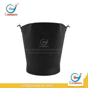 Vente <span class=keywords><strong>en</strong></span> gros directe de porte-cendres <span class=keywords><strong>en</strong></span> acier de 6 gallons et seau à granulés de <span class=keywords><strong>zinc</strong></span> ensemble d'accessoires de <span class=keywords><strong>cheminée</strong></span> pour <span class=keywords><strong>cheminée</strong></span> intérieure - Product Image 4
