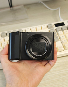 กล้องคอมแพค Panasonic Lumix ZS300 ซูมออปติคอล 30 เท่า บันทึกวิดีโอ 4K กล้องถ่ายภาพสำหรับการเดินทาง - Product Image 1