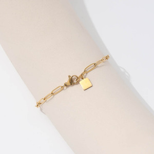 <span class=keywords><strong>Pulsera</strong></span> de cadena de eslabones de papel de alta gama, <span class=keywords><strong>pulsera</strong></span> <span class=keywords><strong>con</strong></span> dijes, <span class=keywords><strong>pulsera</strong></span> de acero inoxidable chapada en oro de 18 quilates - Product Image 6