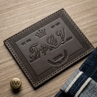 Étiquettes en cuir écologiques personnalisées pour vêtements, accessoires de mode, étiquettes de marque OEM, forme en rouleau, impression sérigraphique, gaufrage