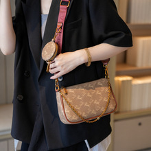 Bolso de Hombro Tipo Tote de Gran Capacidad para Mujer, Diseño de Moda, Portátil, para Otoño, Invierno y Primavera - Product Image 5