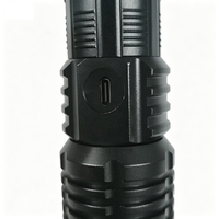 Lampe torche LED P90 haute luminosité, en alliage d'aluminium, zoomable, portée du faisceau de plus de 500 m, batterie rechargeable 18650
