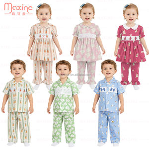 Conjunto de Ropa de Dos Piezas para Niñas Pequeñas con Diseño de Pascua, Serie Familiar, Pijama de Manga Corta con Estampado de Conejo y Bolsillos - Product Image 2