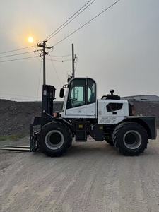 Forklift diesel off-road tangguh berkapasitas 3,5 ton, dilengkapi dengan mesin Cummins EPA, mesin Euro V, kabin, dan perlengkapan bucket. - Product Image 4
