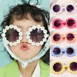 Enfants <span class=keywords><strong>petite</strong></span> fleur lunettes de soleil mode enfants marguerite lunettes de soleil filles bébé nuances lunettes UV400 extérieur Protection solaire lunettes - Product Image 2