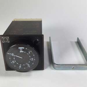 Elektrisches RE88226019 Elektromechanisches Zeitrelais Zelio Time Neu NFP - Product Image 1