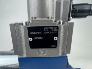 Válvula Hidráulica Proporcional 4wrde10/16/25/27/32 R900941436 4wrde25v1-220l-5x6l24k9wg152mr+r900939990 Z4we 6 E68-31/eg24k4 - Product Image 6