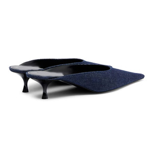 <span class=keywords><strong>Décolleté</strong></span> Slingback 2026 in Vernice Bluette Denim con Punta Quadrata e <span class=keywords><strong>Tacco</strong></span> <span class=keywords><strong>Basso</strong></span> per Donna - Product Image 2