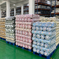 Tissu de draps en microfibre respirant teint, 100 % polyester, anti-boulochage, 70 GSM, pour literie et ameublement domestique, directement de l'usine, à prix abordable