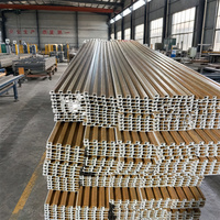 Panel Dinding Beralur WPC Co-extrusion Interior Dalam Ruangan LT Easy Install, Papan Komposit Kayu Plastik Dekoratif untuk Latar Belakang TV
