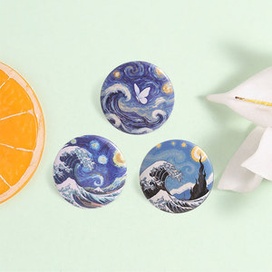Pin Redondo <span class=keywords><strong>de</strong></span> Metal con Diseño <span class=keywords><strong>de</strong></span> Ola Nocturna Estrellada, Tres Estilos, Arte <span class=keywords><strong>de</strong></span> <span class=keywords><strong>Van</strong></span> <span class=keywords><strong>Gogh</strong></span>, Mariposa, para Decoración <span class=keywords><strong>de</strong></span> Mochilas - Product Image 1