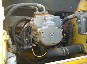 Komatsu เครื่องขุด PC200-7มือสองพร้อมถังประสิทธิภาพสูง - Product Image 6