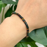Gelang Kalsedon Merah dan Hijau TeoWaki, Manik-Manik Spacer Emas, Perhiasan Pergelangan Tangan dengan Tali Kepang Hitam dan Simpul Geser untuk Wanita.