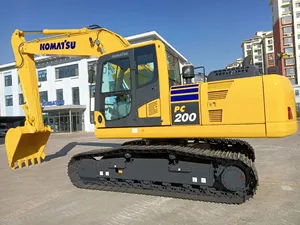 Excavadora de cadenas multiusos Komatsu PC200-11M0 con acoplador rápido para operación con múltiples accesorios - Product Image 1