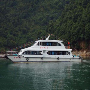 Barco de pasajeros de doble casco de alta velocidad con capacidad para 150 personas, para uso en lagos. - Product Image 1