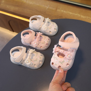 Sandalias de suela blanda para niña de 1-<span class=keywords><strong>2</strong></span> años, zapatos de verano para bebé, zapatos de princesa con flores grandes - Product Image 1