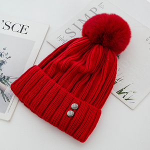 Dernier <span class=keywords><strong>bonnet</strong></span> d'hiver pour femmes Slouchy Design avec grosse boule <span class=keywords><strong>de</strong></span> fourrure Pom Knit Snow Ski Skull Cap Warm for Travel - Product Image 6