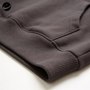 XUCHANG Set Personalizzato con Logo OEM: Felpa con Cappuccio e Coulisse in Cotone, Gilet Casual Oversize, Canotta Senza Maniche, Completo da Allenamento per Uomo - Product Image 5