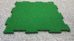 حصيرة عشب صناعي سجاد عشب أخضر متين سهل التركيب حجم حسب الطلب 690*680 485*485 985*985