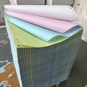 Papier autocopiant 3 plis pour imprimante, format continu, personnalisé par le fabricant, vente en gros - Product Image 5