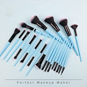 Pinceau <span class=keywords><strong>de</strong></span> maquillage bleu en nylon <span class=keywords><strong>de</strong></span> bonne qualité Ensemble complet <span class=keywords><strong>de</strong></span> fard à joues et <span class=keywords><strong>de</strong></span> fard à paupières Ensemble <span class=keywords><strong>de</strong></span> pinceaux <span class=keywords><strong>de</strong></span> maquillage parfait - Product Image 2