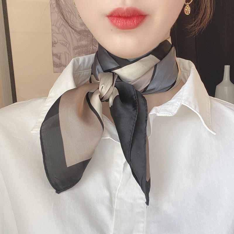 Geometric gray-70-70cm