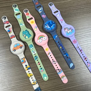 <span class=keywords><strong>Bracelet</strong></span> en silicone réglable pour montre compatible 41 mm, étanche, motif dessin animé pour enfants, support de <span class=keywords><strong>bracelet</strong></span>, affichage OLED, cache AirTag anti-perte - Product Image 2