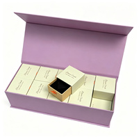 Boîte cadeau rigide magnétique de luxe sur mesure avec doublure en éponge, petite série, logo personnalisé disponible avec boîte à tiroir