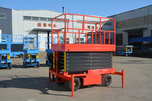 Plataforma Elevadora de Tijera Móvil para Instalación y Ajuste de Stands en Salas de Exposiciones - Product Image 5