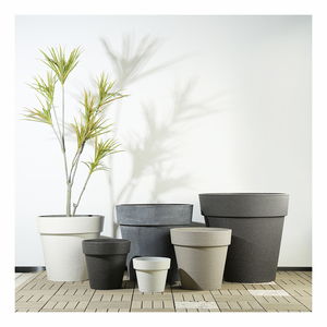 Haute Qualité Minimaliste Grand Design Moderne <span class=keywords><strong>Pot</strong></span> <span class=keywords><strong>pour</strong></span> Cour Intérieur Énormes Jardinières Extérieures Grands Pots De Fleurs <span class=keywords><strong>pour</strong></span> Plantes De <span class=keywords><strong>Jardin</strong></span> - Product Image 6