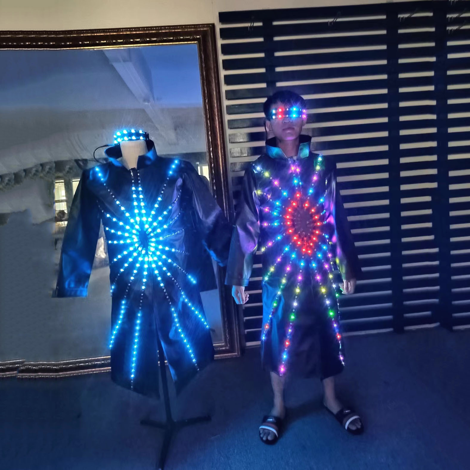 Giacca a LED illuminata per uomo Blazer bianco Burning Man abbigliamento in fibra ottica